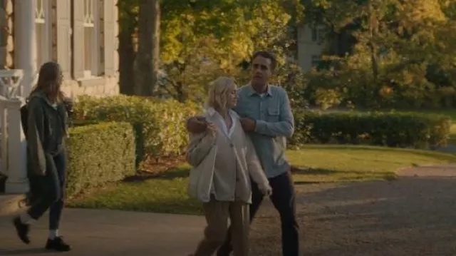 Rag & Bone Passport Leather Tote worn by Nora Brannock (Naomi Watts) as seen in The Watcher (S01E03)
