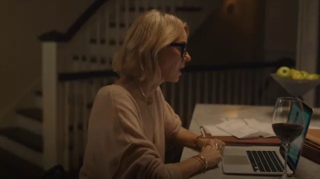 Cartier Love Bracelet worn by Nora Brannock (Naomi Watts) as seen in The Watcher (S01E02)