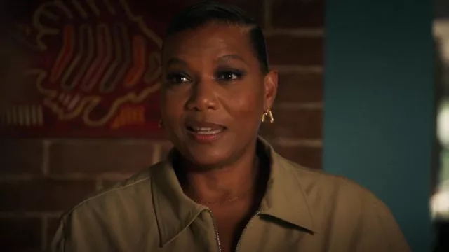 Bottega Veneta Twisted Triangle Hoop Earrings worn by Robyn McCall (Queen Latifah) as seen in The Equalizer (S03E04)