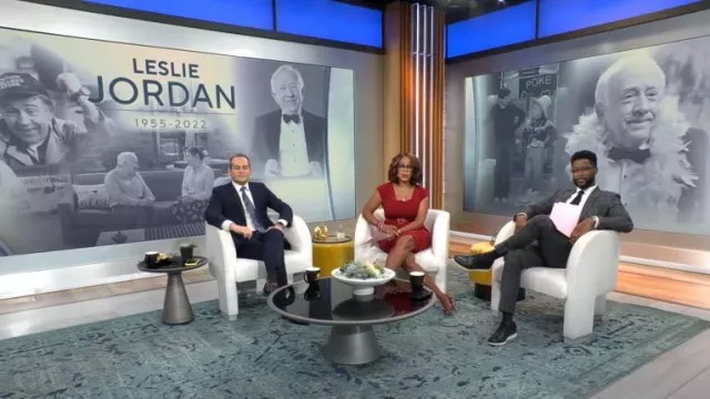 Robe Roland Mouret Hirta portée par Gayle King vue dans CBS Mornings le 25 octobre 2022