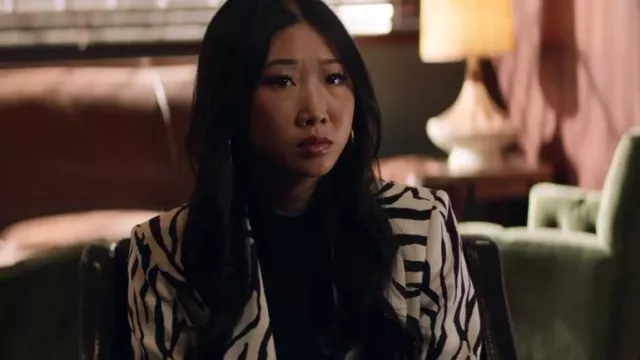 Zara An­i­mal Print Satin Blaz­er worn by Althea Shen (Shannon Dang) as seen in Kung Fu (S03E02)