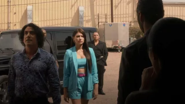 Amanda Up­richard Jane Shorts worn by Nadia Morales (Eva De Dominici) as seen in The Cleaning Lady (S02E06)