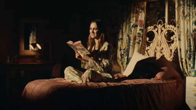 The Fall d’Albert Camus Première édition américaine utilisée par Lexi Howard (Maude Apatow) vue dans Euphoria (S02E07)