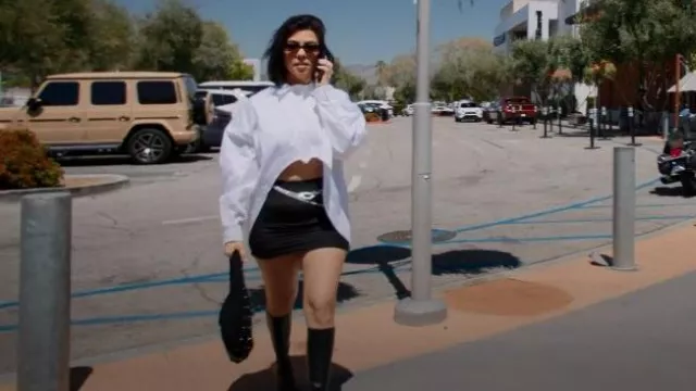 Yohji Yamamoto Chunky Knit Tote Bag worn by Kourtney Kardashian as seen in The Kardashians (S02E07)