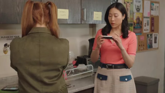 Mango Check Tweed Skirt worn by Joy (Tina Jung) as seen in Strays (S02E09)