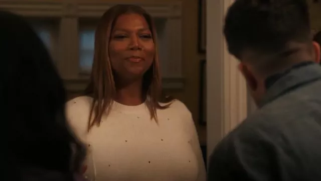 Valentino Rockstud Wool Cashmere Jumper worn by Robyn McCall (Queen Latifah) as seen in The Equalizer (S03E05)