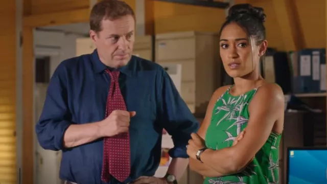 Warehouse Bam­boo High Neck Ca­mi worn by DS Florence Cassell (Joséphine Jobert) as seen in Death in Paradise (S08E05)