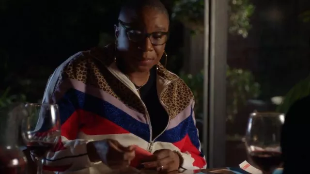 Palm Angels Col­or Block Jack­et worn by Henrietta 'Hen' Wilson (Aisha Hinds) as seen in 9-1-1 (S06E08)