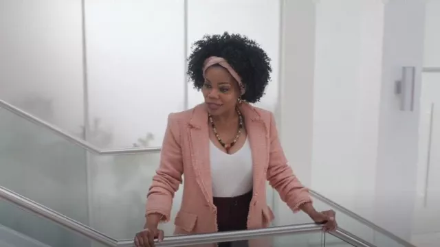 Cinq à Sept Khloe Boucle Blazer worn by Amara Patterson (Kelly Jenrette) as seen in All American: Homecoming (S02E05)