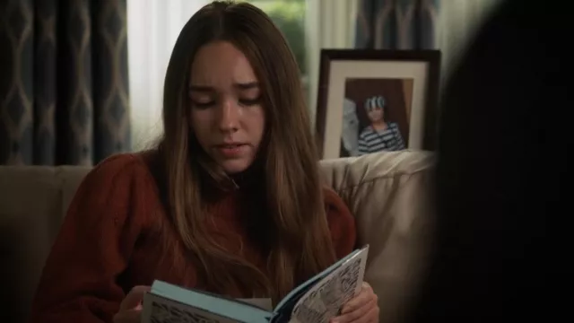 Madewell Dotted Eaton Puff-Sleeve Pullover Sweater worn by Angelina Meyer (Holly Taylor) as seen in Manifest (S03E03)