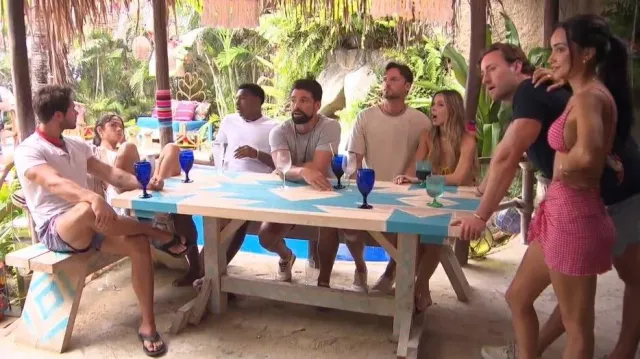 L*Space Cher Sarong usada por Victoria Fuller como se ve en Bachelor in Paradise (S08E14)