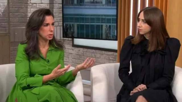 Carolina Herrera Taffeta Robe chemise portée par Jodi Kantor comme vu dans CBS Mornings le 18 novembre 2022