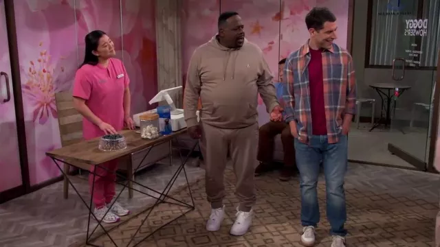 Nike Air Force 1 Sneakers worn by Calvin Butler (Cedric the Entertainer) as seen in The Neighborhood (S05E08)
