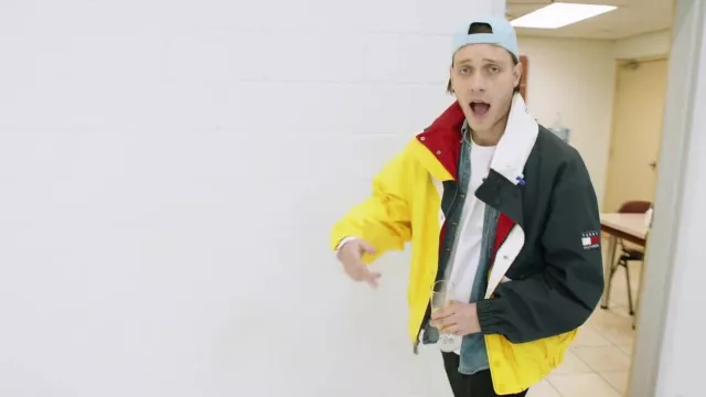The Tommy Hilfiger colorblock jacket worn by Loud his 56K video | Spotern