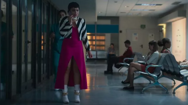 Mango Striped Cotton Jacket worn by Ari Blanco (Carla Díaz) as seen in Elite (S06E08)