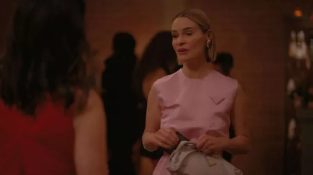 Prada Tessuto Pouch worn by Alice Pieszecki (Leisha Hailey) as seen in The L Word: Generation Q (S03E02)