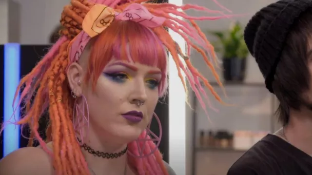 Killstar Pen­ta­gram Hoop Ear­rings worn by Steph Harrison as seen in Glow Up: Britain's Next Make-Up Star (S01E01)