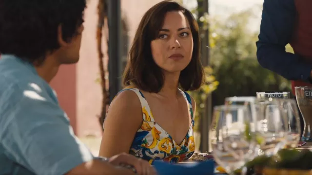 Dolce & Gabbana Tile Printed Corset Top worn by Harper Spiller (Aubrey Plaza) as seen in The White Lotus (S02E05)