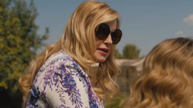 Versace 4413 sunglasses worn by Tanya McQuoid (Jennifer Coolidge) as seen in The White Lotus (S02E05)