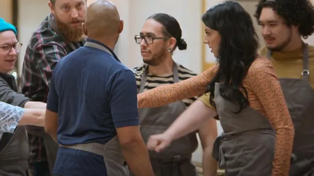 Pull&Bear Collar Button Front Top worn by Danielle Sepsy as seen in The Big Brunch (S01E04)