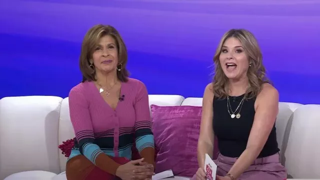 Jennifer Miller Open Pearl Earrings worn by Hoda Kotb as seen in Today with Hoda & Jenna on November 29, 2022
