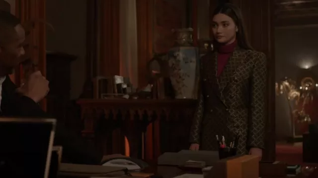Zara Jacquard Blazer porté par Lissa Dragomir (Daniela Nieves) vu dans Vampire Academy (S01E09)