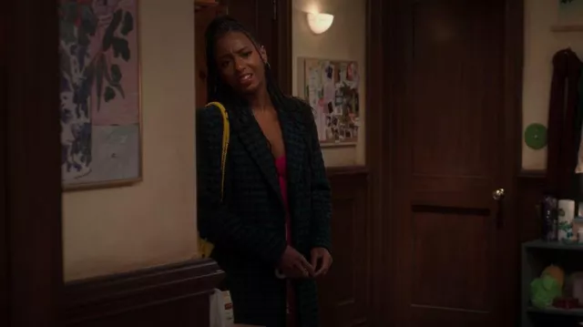 Oat Houndstooth Coat worn by Whitney Chase (Alyah Chanelle Scott) as seen in The Sex Lives of College Girls (S02E05)