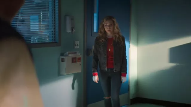 Frame Le Skinny Jeans worn by Courtney Whitmore (Brec Bassinger) as seen in DC's Stargirl (S01E09)