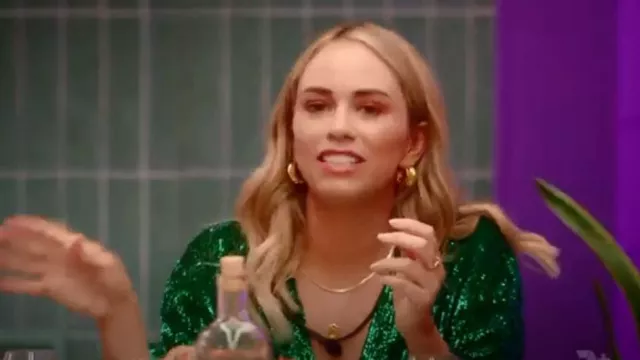 The Iconic Fol­low Joan Ear­rings worn by Tully Smyth as seen in Big Brother Australia (S14E05)