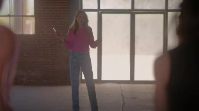 Isabel Marant Nadegei embelleció los jeans de pierna recta usados por Tess Van De Berg (Jamie Clayton) como se ve en The L Word: Generation Q (S03E03)