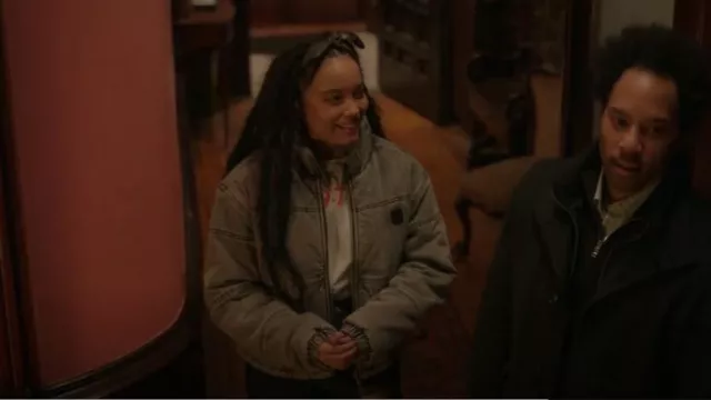 BDG Ash Grey Denim Puffer Jacket worn by Zoya Lott (Whitney Peak) as seen in Gossip Girl (S02E02)