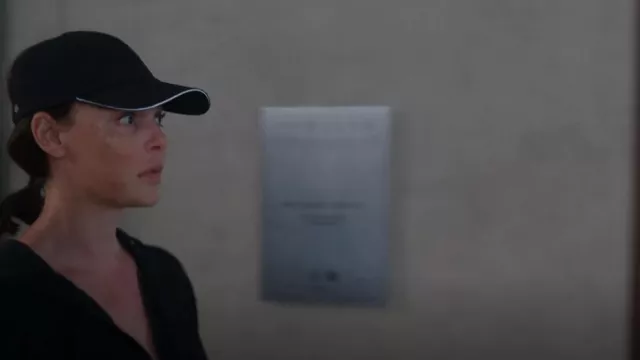 Lululemon Baller Run Cap In Ponytail worn by Tully Hart (Katherine Heigl) as seen in Firefly Lane (S02E08)
