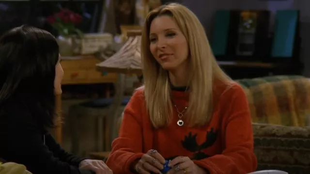 Vintage 90s Sweater worn by Phoebe Buffay (Lisa Kudrow) as seen in Friends (S03E15)
