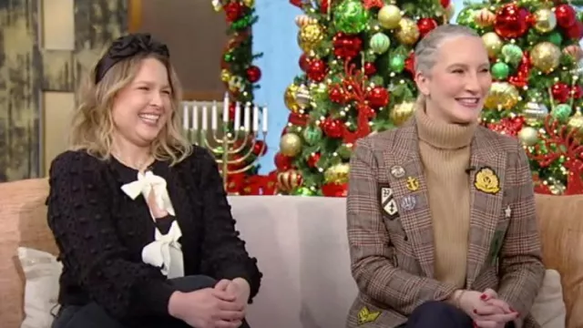 Alice + Olivia Kitty Puff Sleeve Cardigan worn by Joanna Teplin as seen in Tamron Hall on December 12, 2022