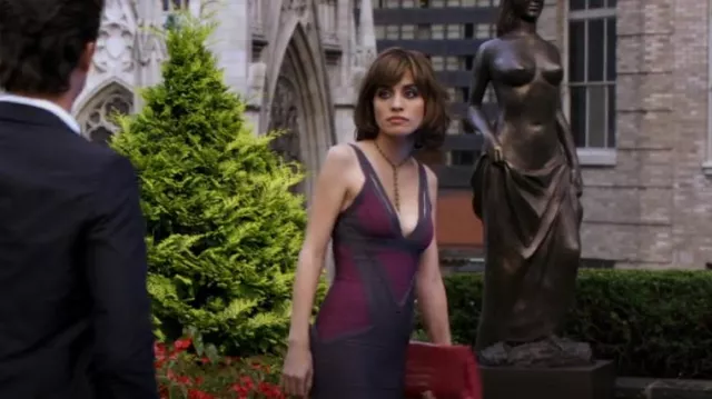 Hervé Léger Gray and Pur­ple Ban­dage Dress worn by Lauren Cruz (Natalie Morales) as seen in White Collar (S01E02)
