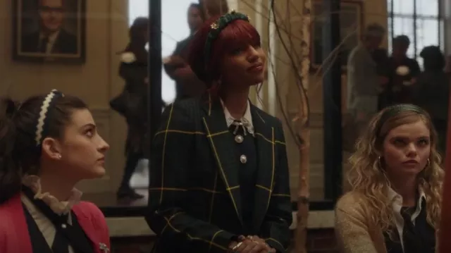Adiba Emerald Headband worn by Monet de Haan (Savannah Lee Smith) as seen  in Gossip Girl (S02E04) | Spotern