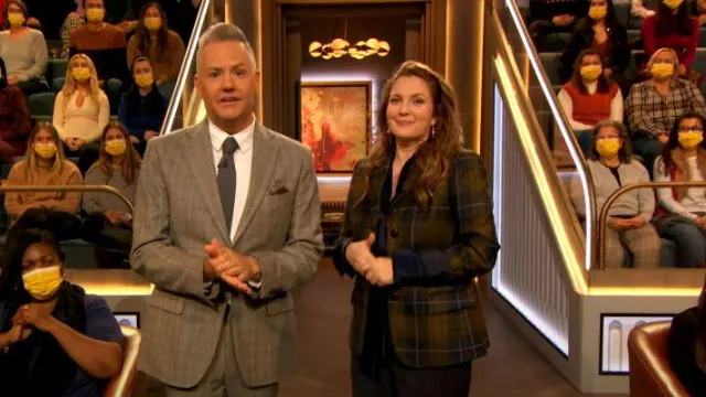 Lafayette 148 Embellished Checked Wool and Silk-blend Blazer worn by Drew Barrymore as seen in The Drew Barrymore Show on  December 6, 2022