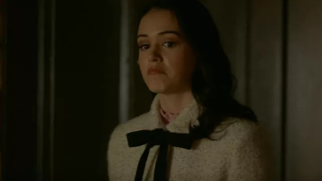 Ma­je Vad­ka Jack­et worn by Josie Saltzman (Kaylee Bryant) as seen in Legacies (S03E11)