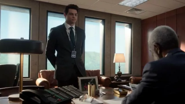 Theory Chambers Blazer worn by Owen Hendricks (Noah Centineo) as seen in The Recruit (S01E01)