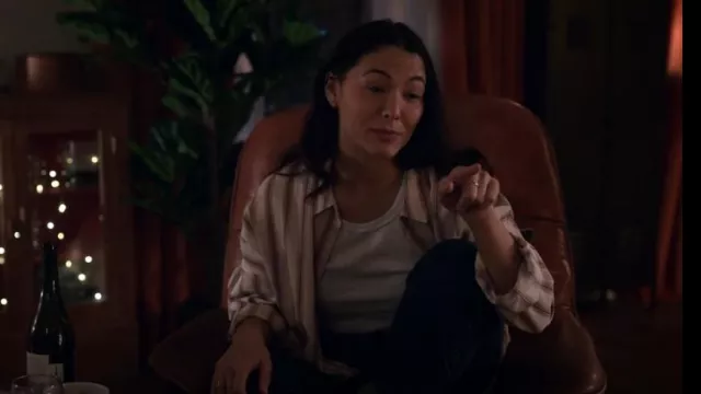 Madewell Flannel Sunday Shirt in Claxton Stripe worn by Hannah Copeland (Fivel Stewart) as seen in The Recruit (S01E04)