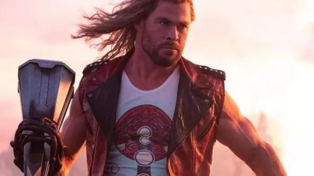 Studded Spikes Red Leather Vest worn by Thor (Chris Hemsworth) in Thor: Love and Thunder wardrobe