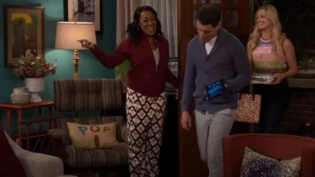 Scotch & Soda Print­ed Straight Legged Trousers worn by Tina Butler (Tichina Arnold) as seen in The Neighborhood (S04E01)