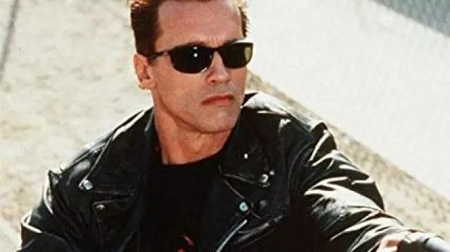 Motorcycle Leather Jacket Men worn by The Terminator / T-800 (Arnold Schwarzenegger) in Terminator 2: Judgment Day movie outfits