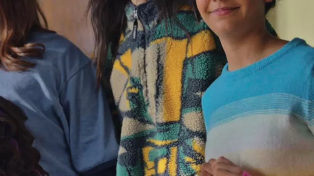 Stüssy Colorblock Sherpa Half-Zip worn by Sloane (Hari Nef) in 1Up