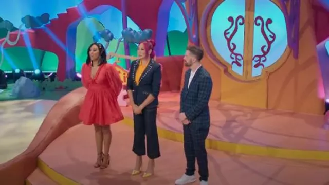 Robe à froufrous Zimmermann Prima portée par Tamera Mowry vue dans Dr. Seuss Baking Challenge (S01E06)