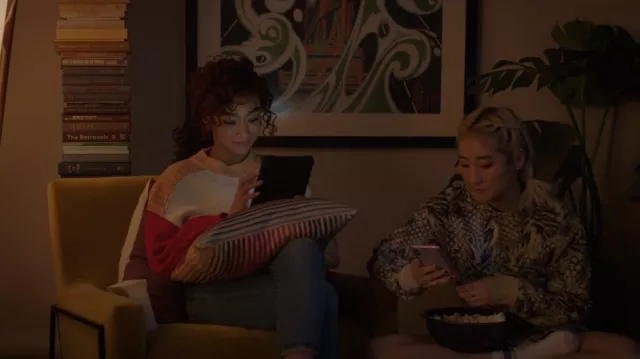 Eesome Color Block Sweater worn by Hannah Kim (Tati Gabrielle) as seen in Kaleidoscope (S01E03)