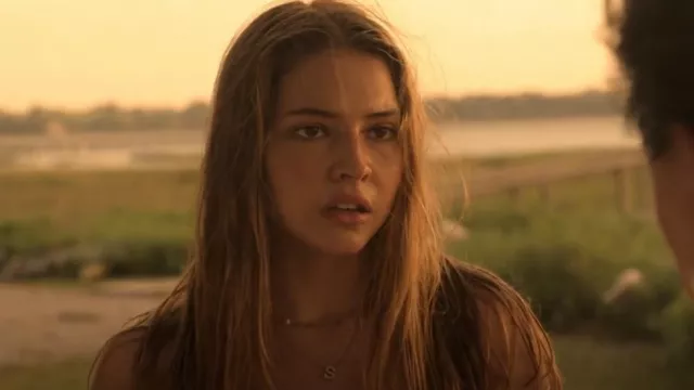 What's Hot Jewelry Small Gold Ini­tial Neck­lace worn by Sarah Cameron (Madelyn Cline) as seen in Outer Banks (S01E01)