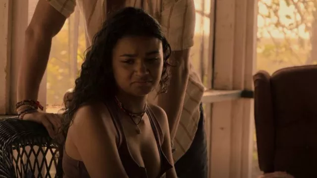 Aerie Ribbed Henley Tank worn by Kiara Carrera (Madison Bailey) as seen in Outer  Banks (S01E02) | Spotern