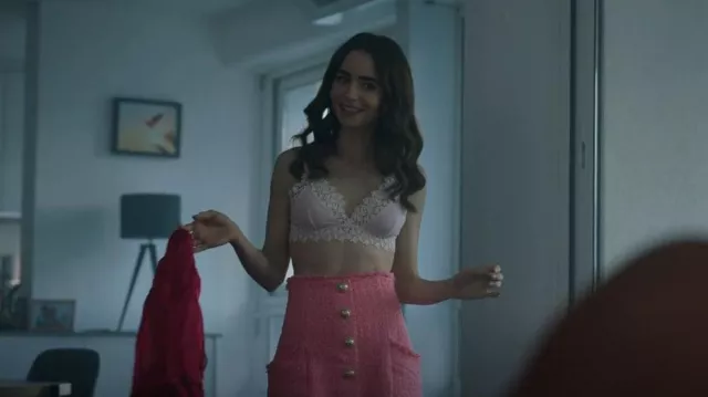Etam Nymphea Bra worn by Emily Cooper (Lily Collins) as seen in Emily in  Paris (S02E07)