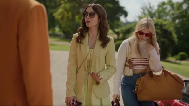 Zara Basic Blazer worn by Emily Cooper (Lily Collins) as seen in Emily in Paris (S02E08)